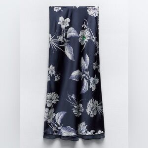 Printed Satin Effect Midi Skirt